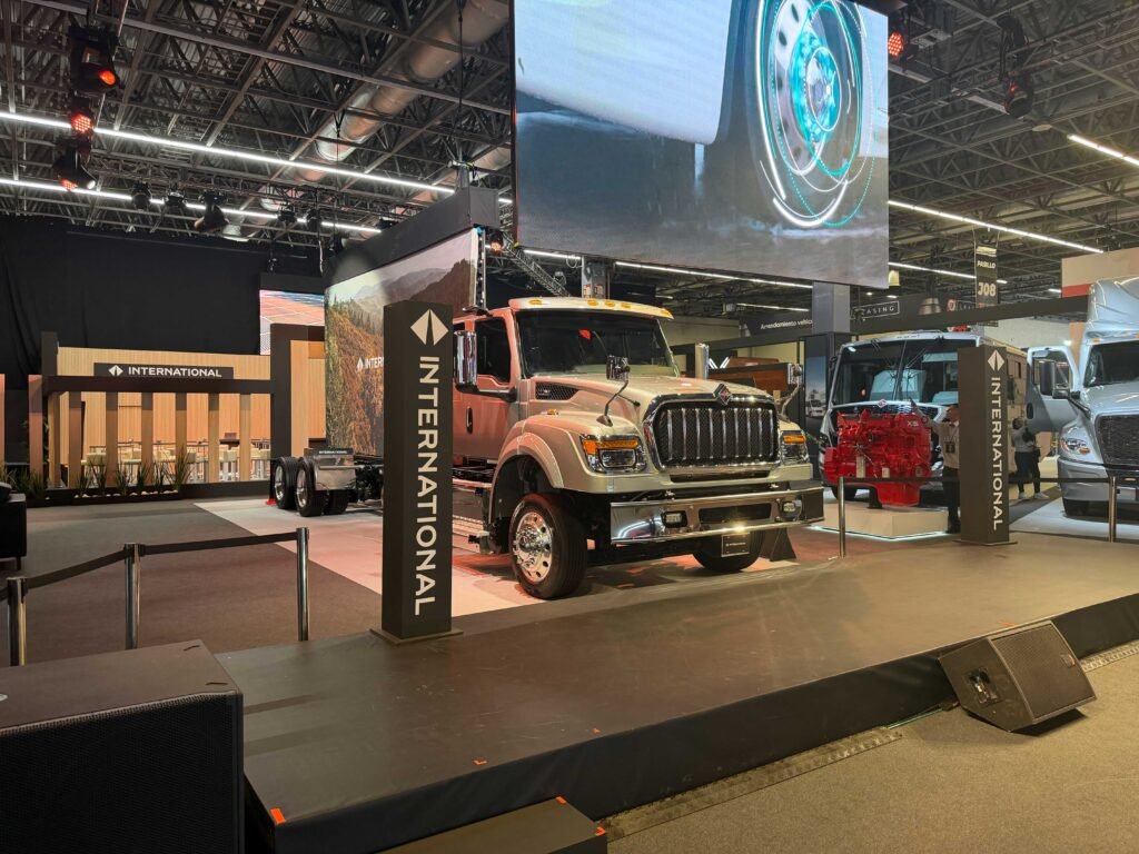 international-hv-s13