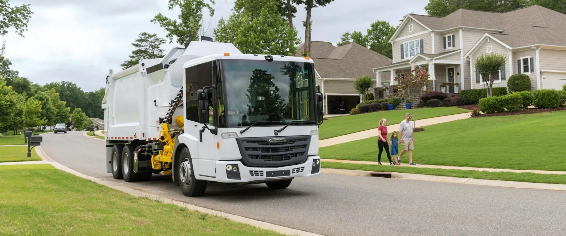 Freightliner EconicSD recolector en una colonia